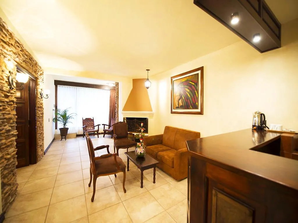 Hotel Soleil La Antigua